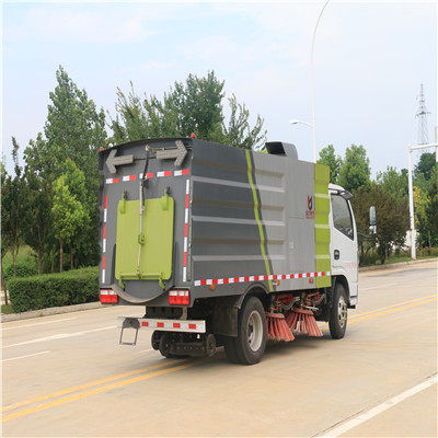 玉樹(shù)地區(qū)掃路車(chē)與吸塵車(chē)采購(gòu)指南 渠道與選擇